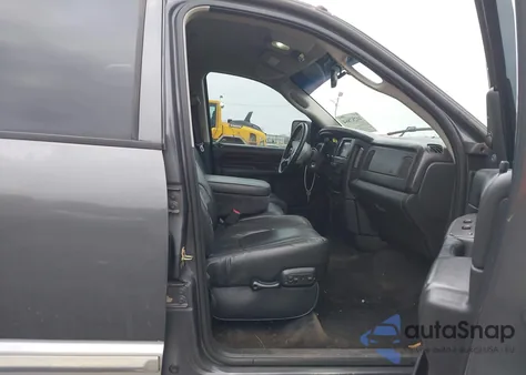 2003 Dodge Ram 1500 Slt/Laramie/St z USA, uszkodzony, nr VIN 1D7HU18Z73S136723